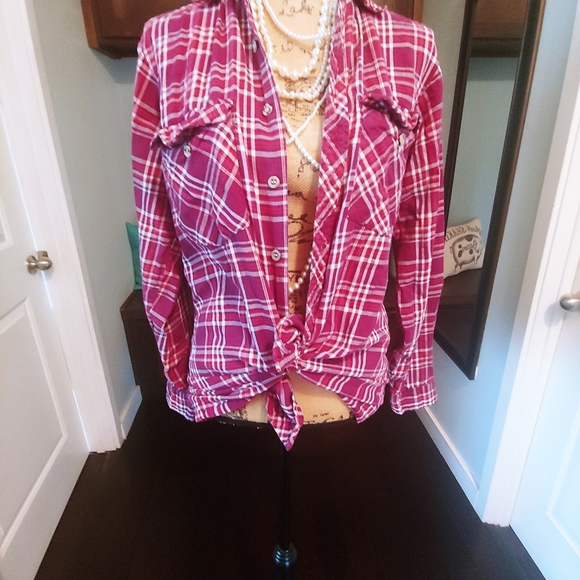 Flannel - Picture 2 of 5